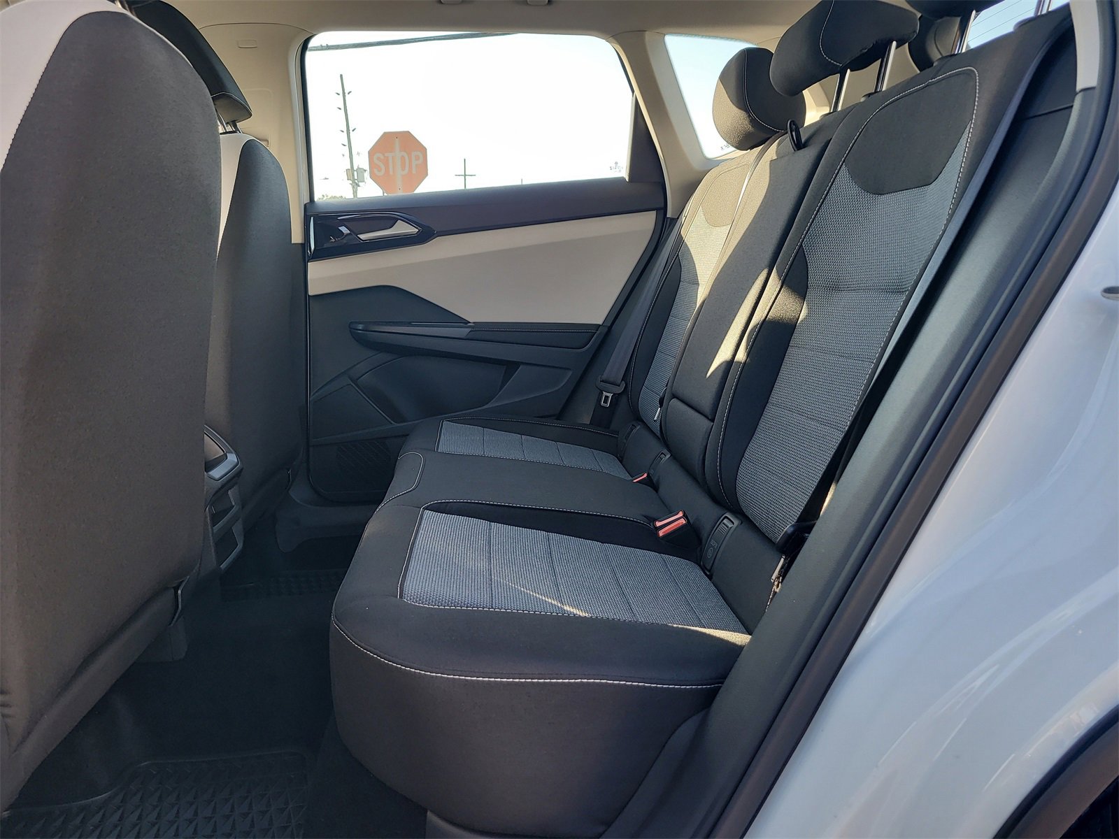 Used 2025 Volkswagen Taos S image 12