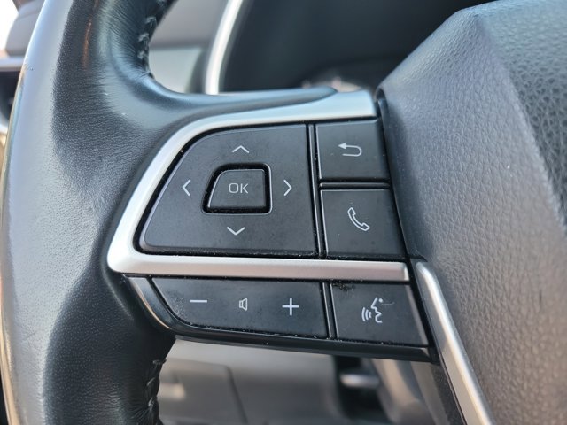 Used 2023 Toyota Highlander XLE image 23