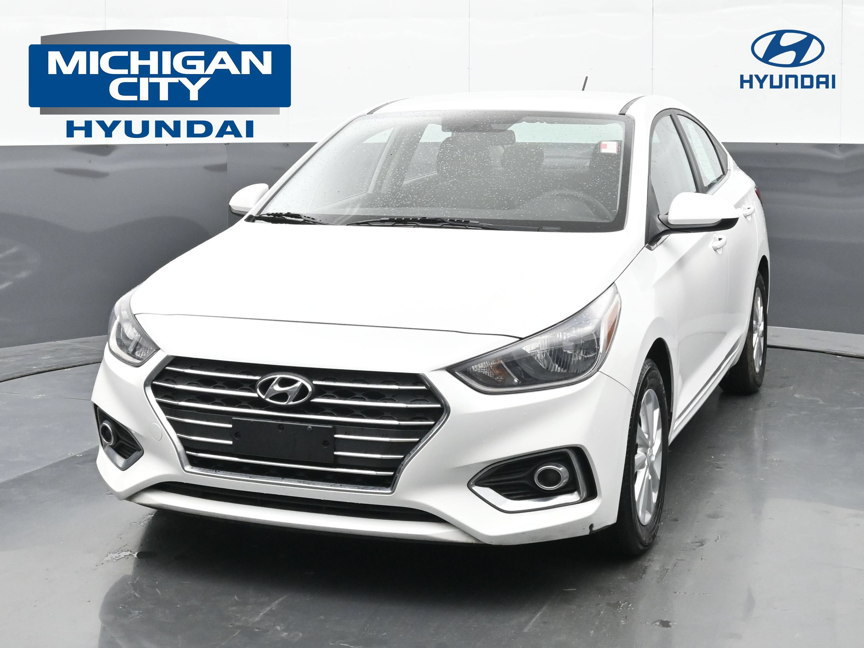 Used 2022 Hyundai Accent SEL FWD image 1