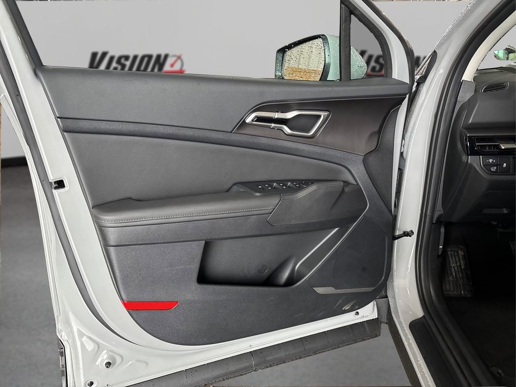 New 2026 Kia Sportage EX image 14