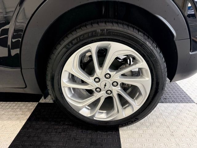 New 2027 Chevrolet Bolt LT image 10