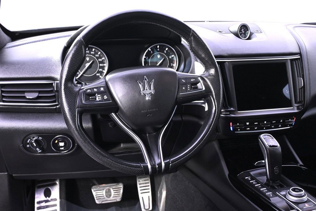 Used 2021 Maserati Levante GranSport image 12