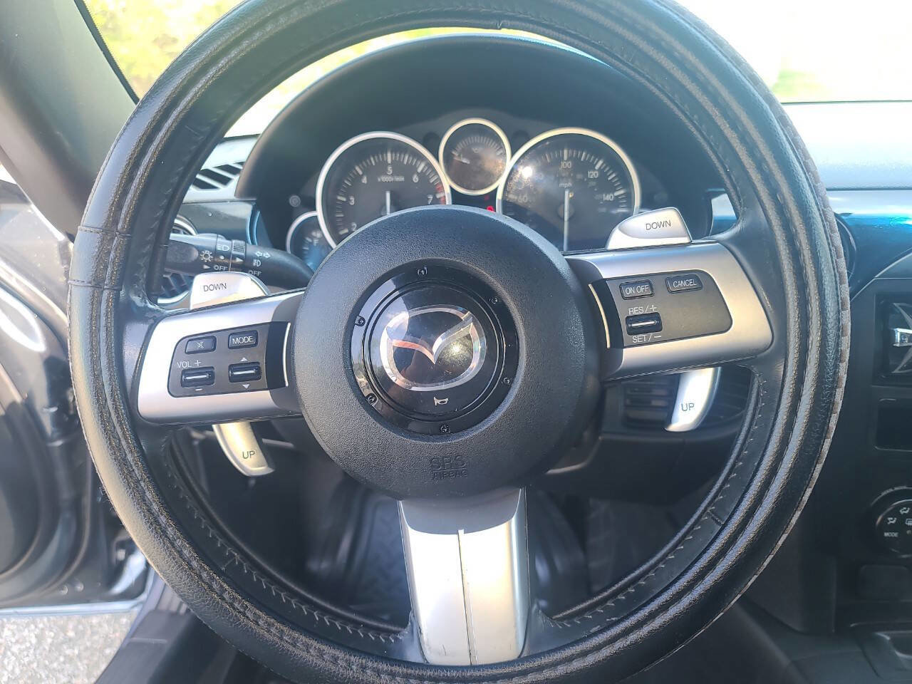 Used 2006 MAZDA MX-5 Miata Touring image 14