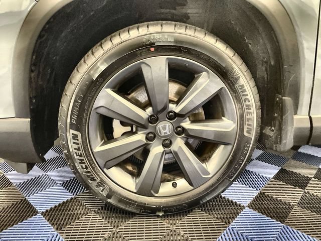 Certified 2025 Honda Pilot Sport image 10