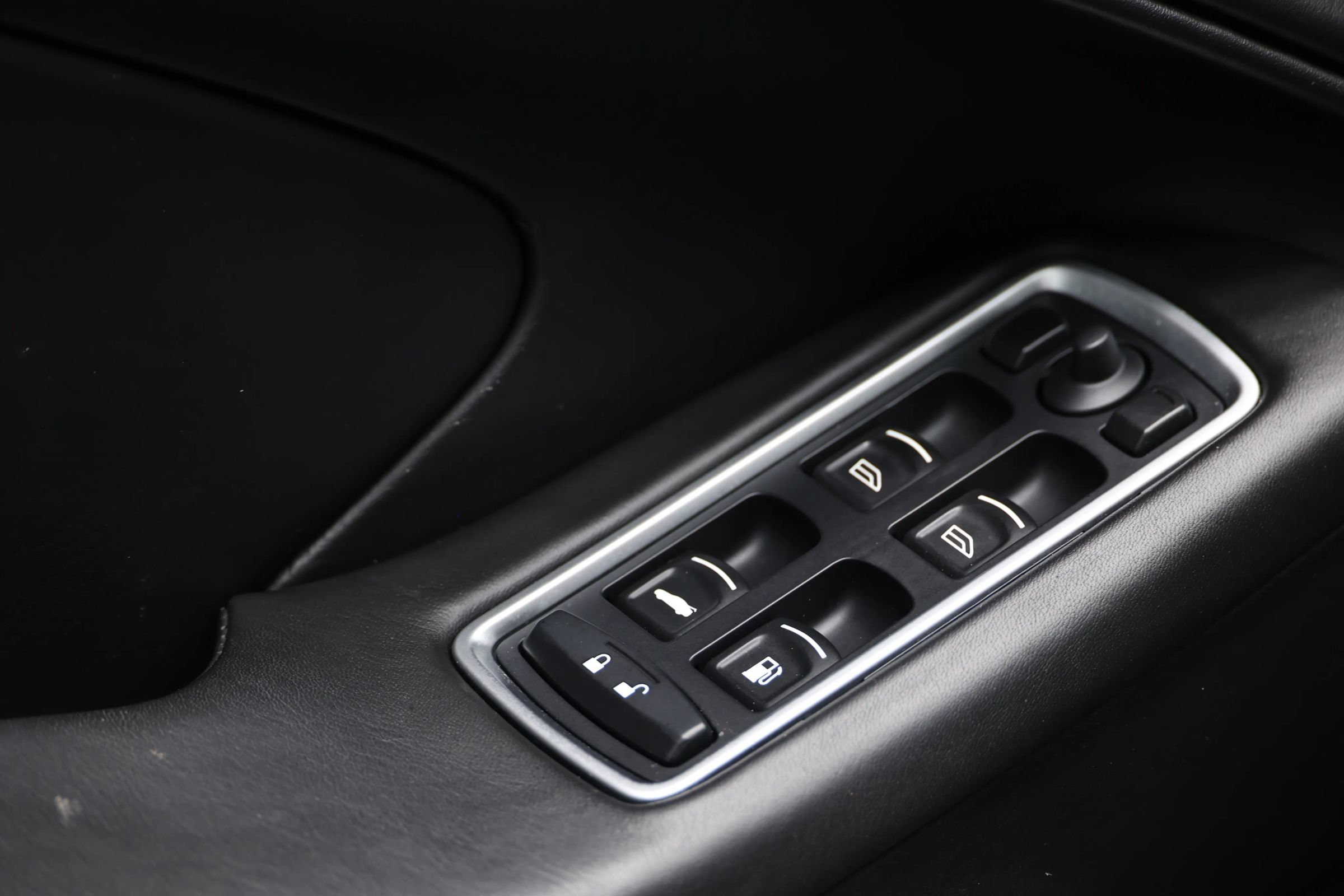 Used 2014 Aston Martin Vanquish Coupe RWD image 12