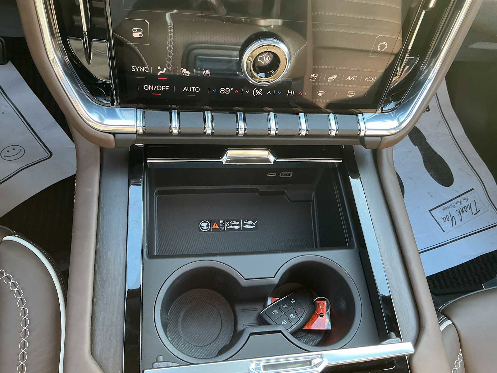 New 2026 GMC Yukon XL Denali Ultimate w/ LPO, Illumination Package image 16