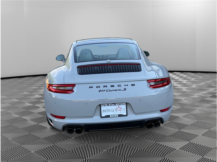 Used 2018 Porsche 911 Carrera S RWD image 4