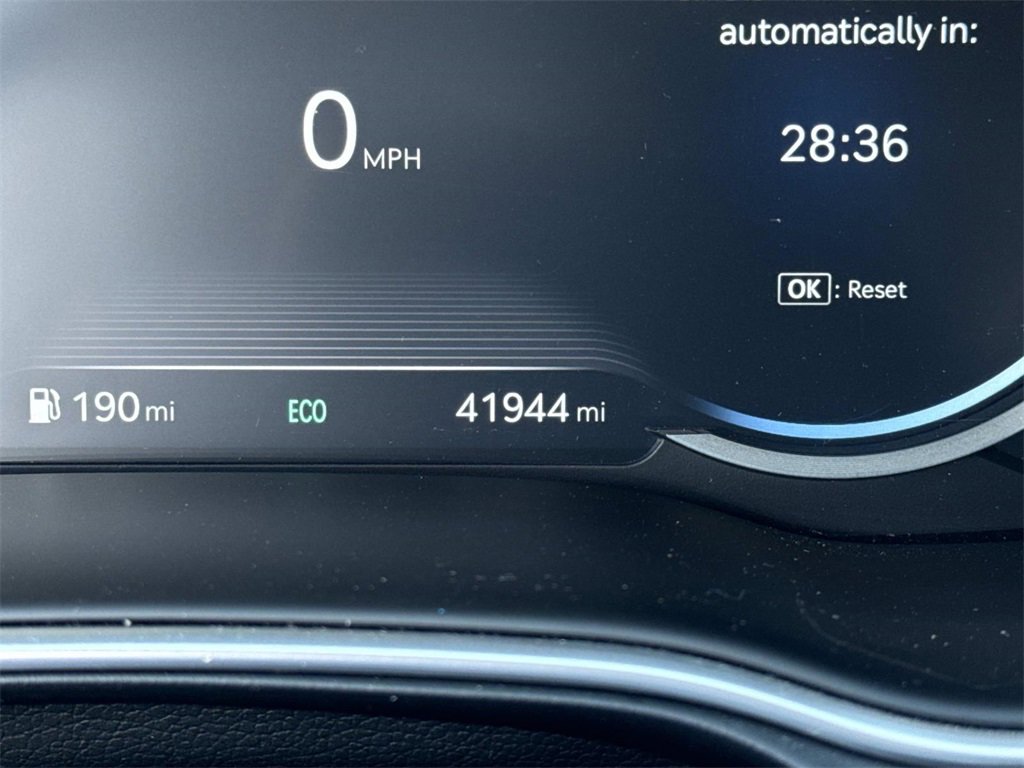 Used 2024 Genesis GV80 2.5T image 15