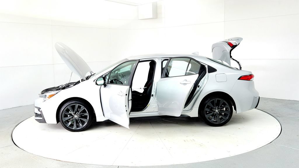 Certified 2024 Toyota Corolla SE FWD image 10