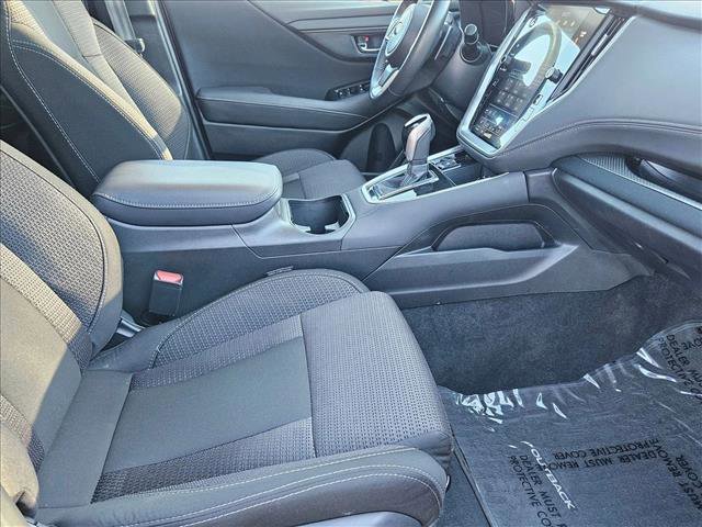 Used 2025 Subaru Outback Premium image 21