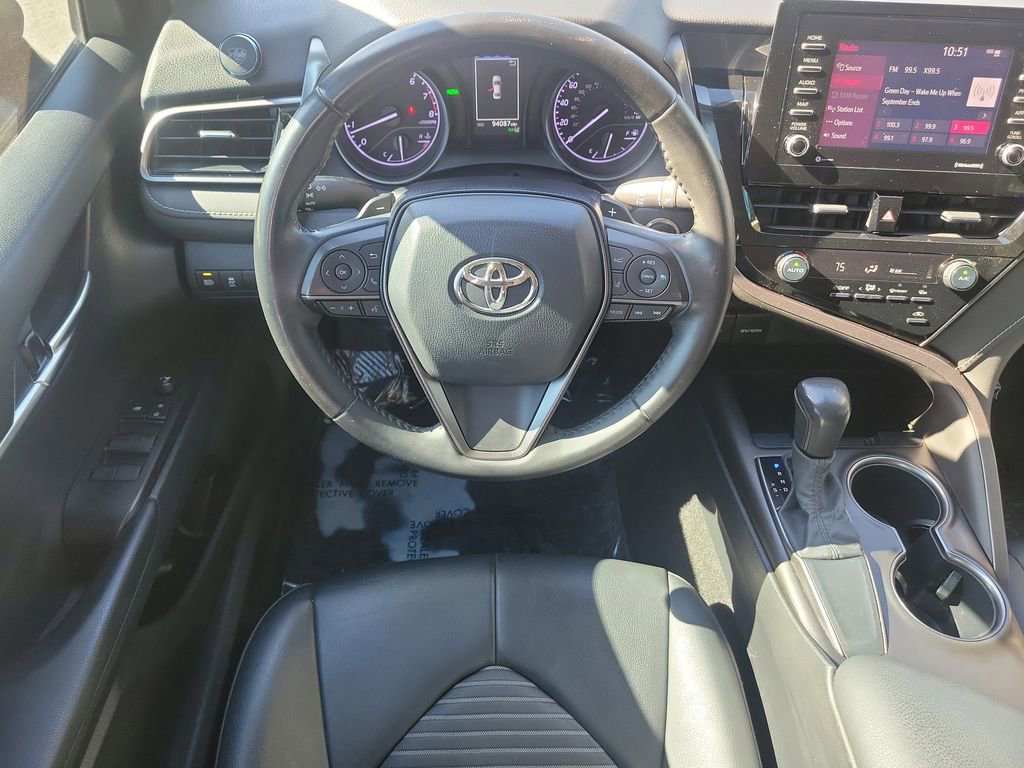 Used 2021 Toyota Camry SE w/ Convenience Package image 12