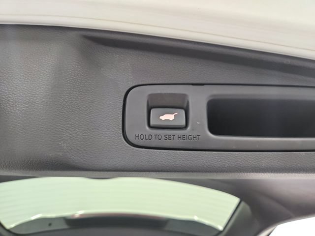 Used 2017 Honda CR-V Touring image 38