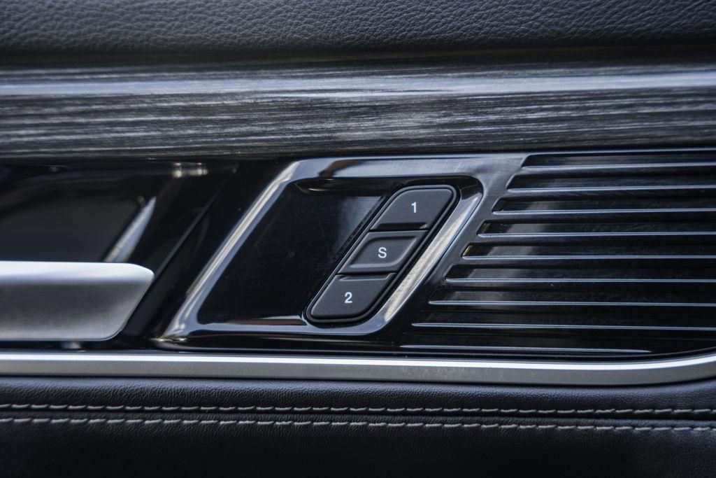 Used 2022 Jeep Wagoneer Series III image 36