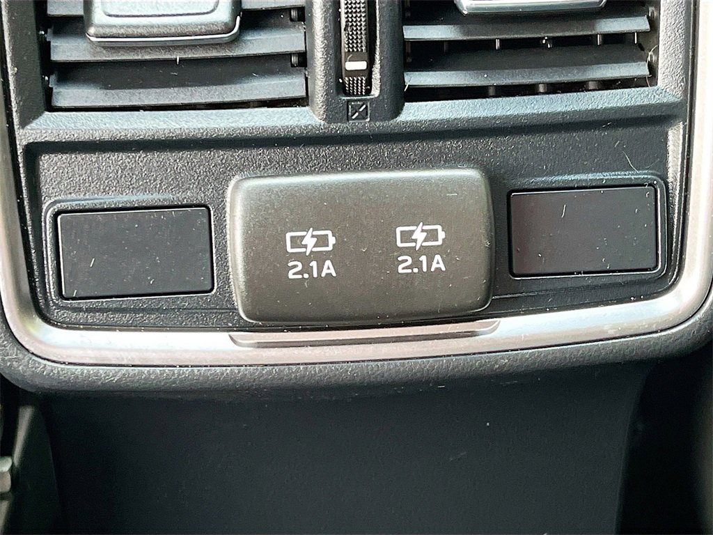 Used 2021 Subaru Forester Limited w/ Popular Package #3 image 27