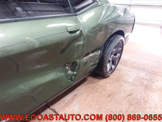 Used 2019 Dodge Challenger R/T RWD image 16