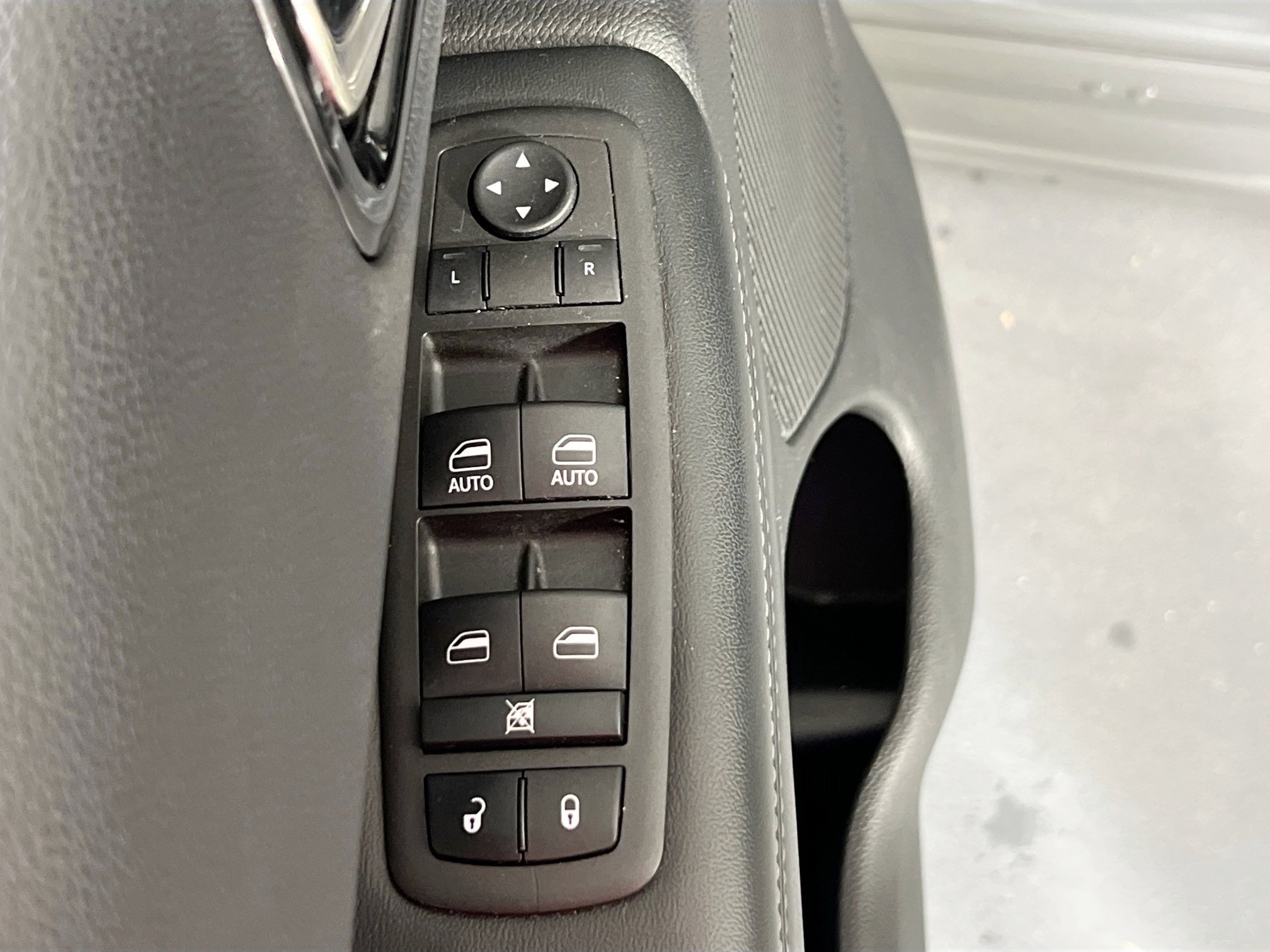 Used 2022 Dodge Durango GT image 18