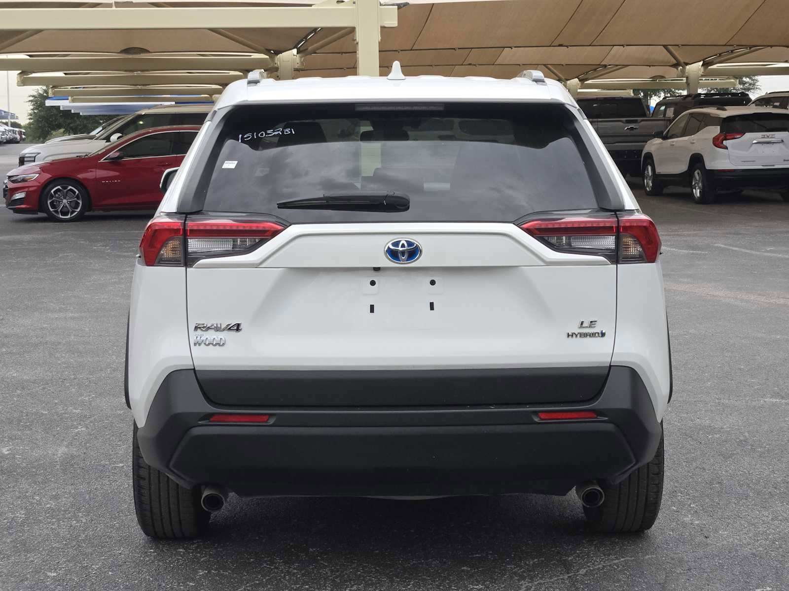 Used 2020 Toyota RAV4 LE image 4