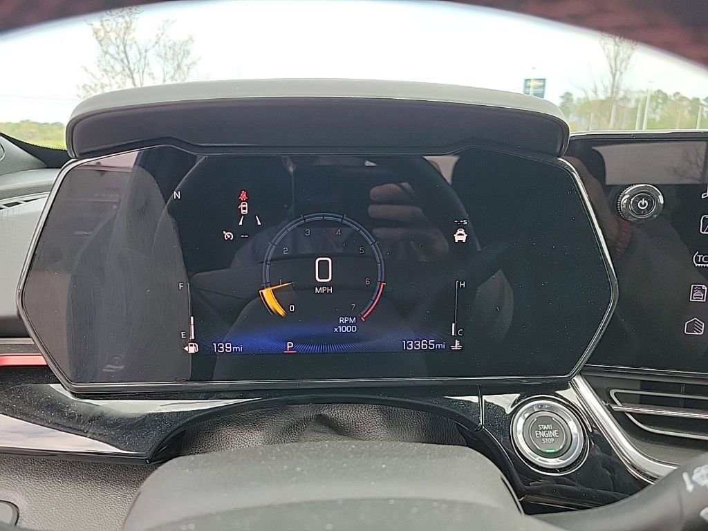 Used 2024 Chevrolet Trax RS image 23