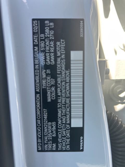 Certified 2025 Volvo V60 B5 Cross Country Plus AWD/4WD image 27