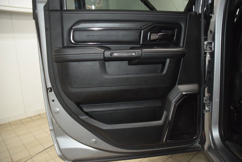 Used 2023 RAM 2500 Limited AWD/4WD image 48