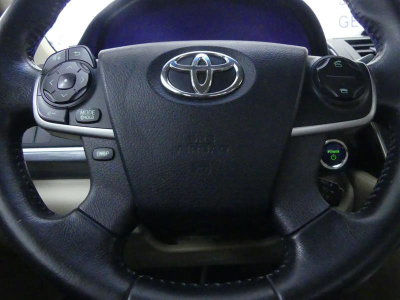 Used 2013 Toyota Camry XLE image 14