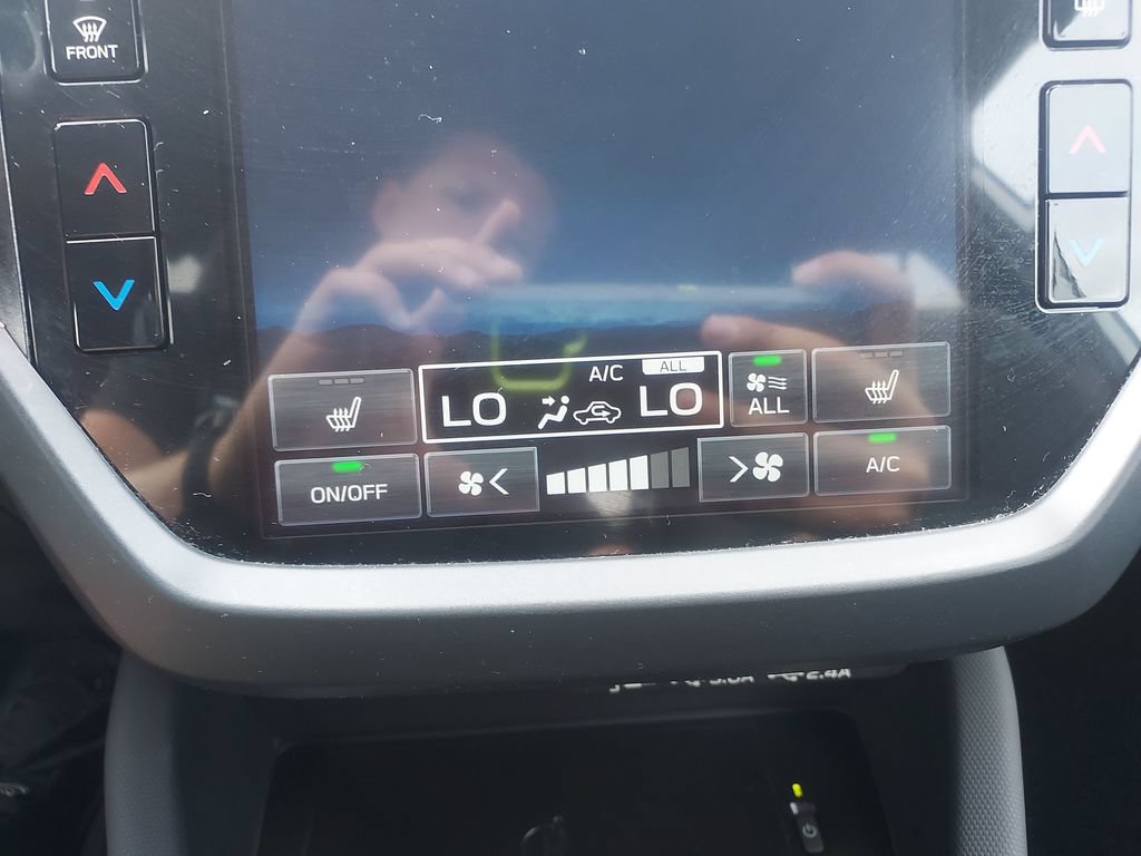 Certified 2025 Subaru Forester Premium AWD/4WD image 18