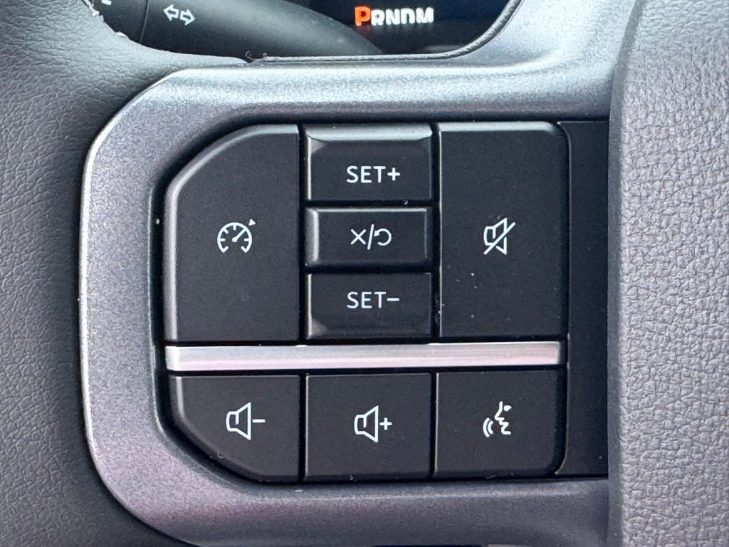 New 2026 Ford F250 Lariat w/ FX4 Off-Road Package image 25