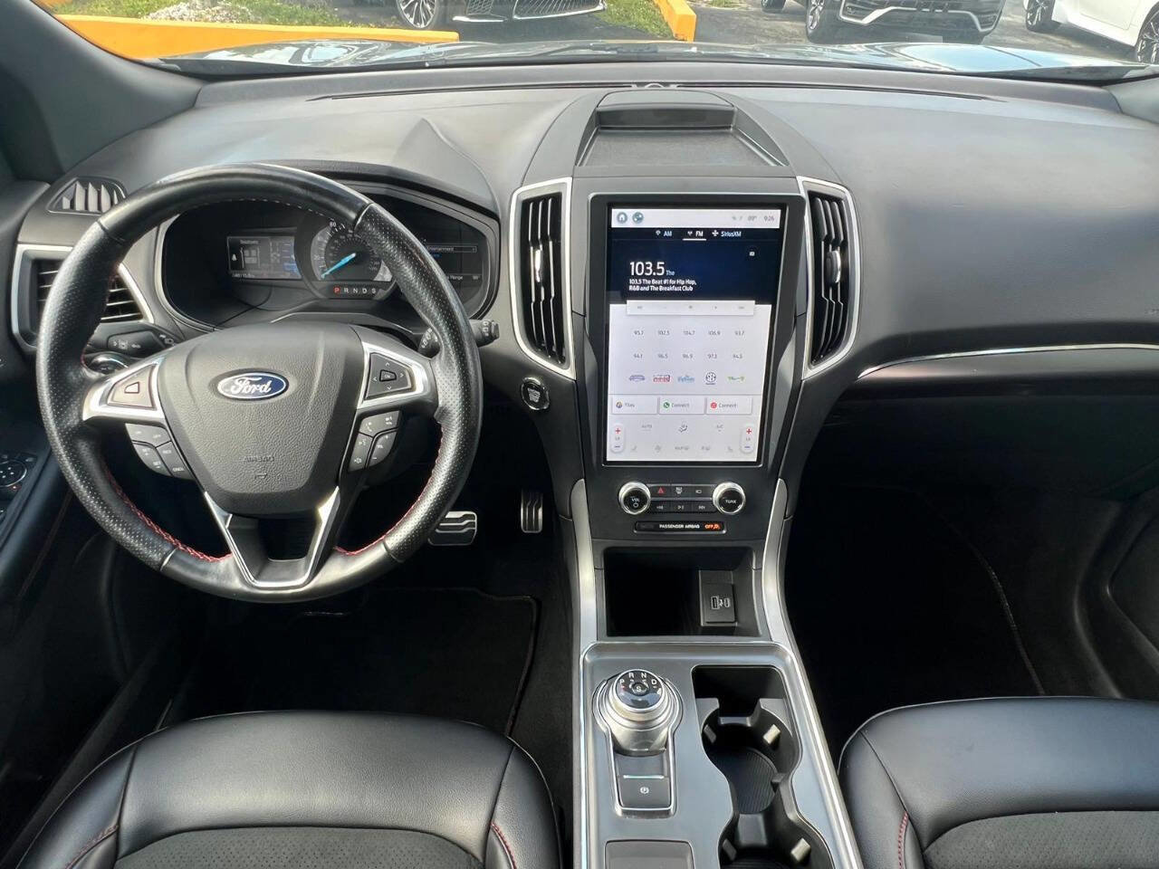 Used 2022 Ford Edge ST-Line image 11