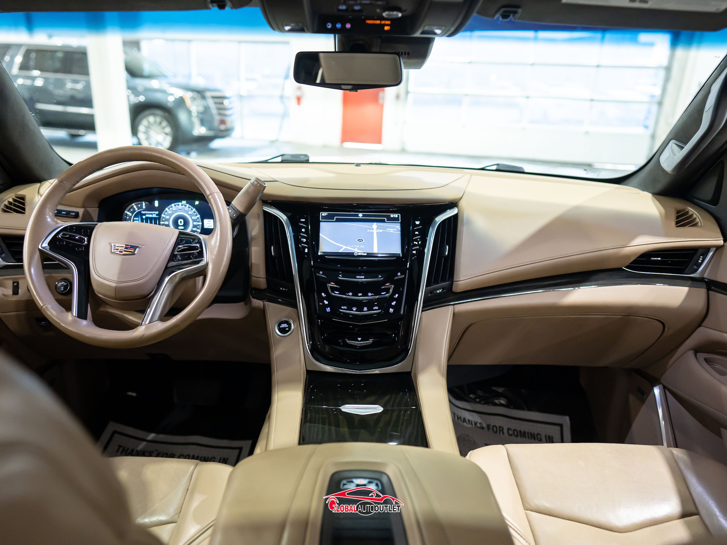 Used 2018 Cadillac Escalade ESV Platinum AWD/4WD image 14
