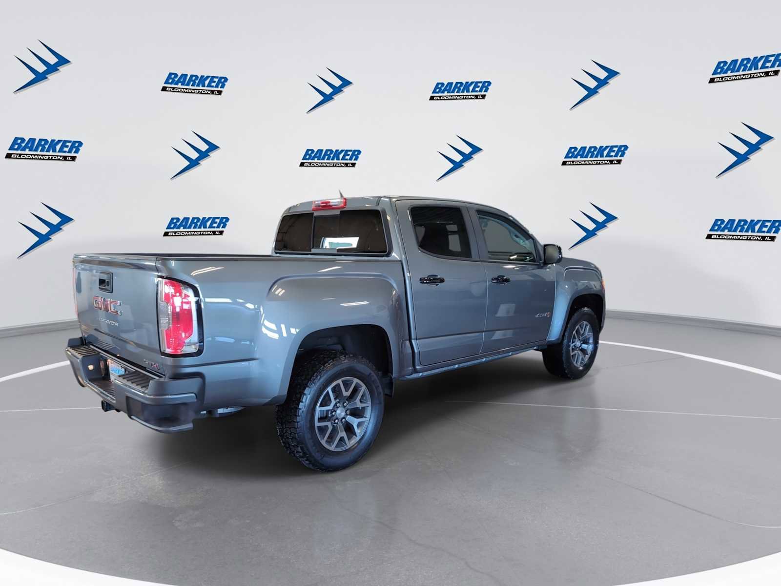 Used 2022 GMC Canyon AT4 w/ Trailering Package image 8