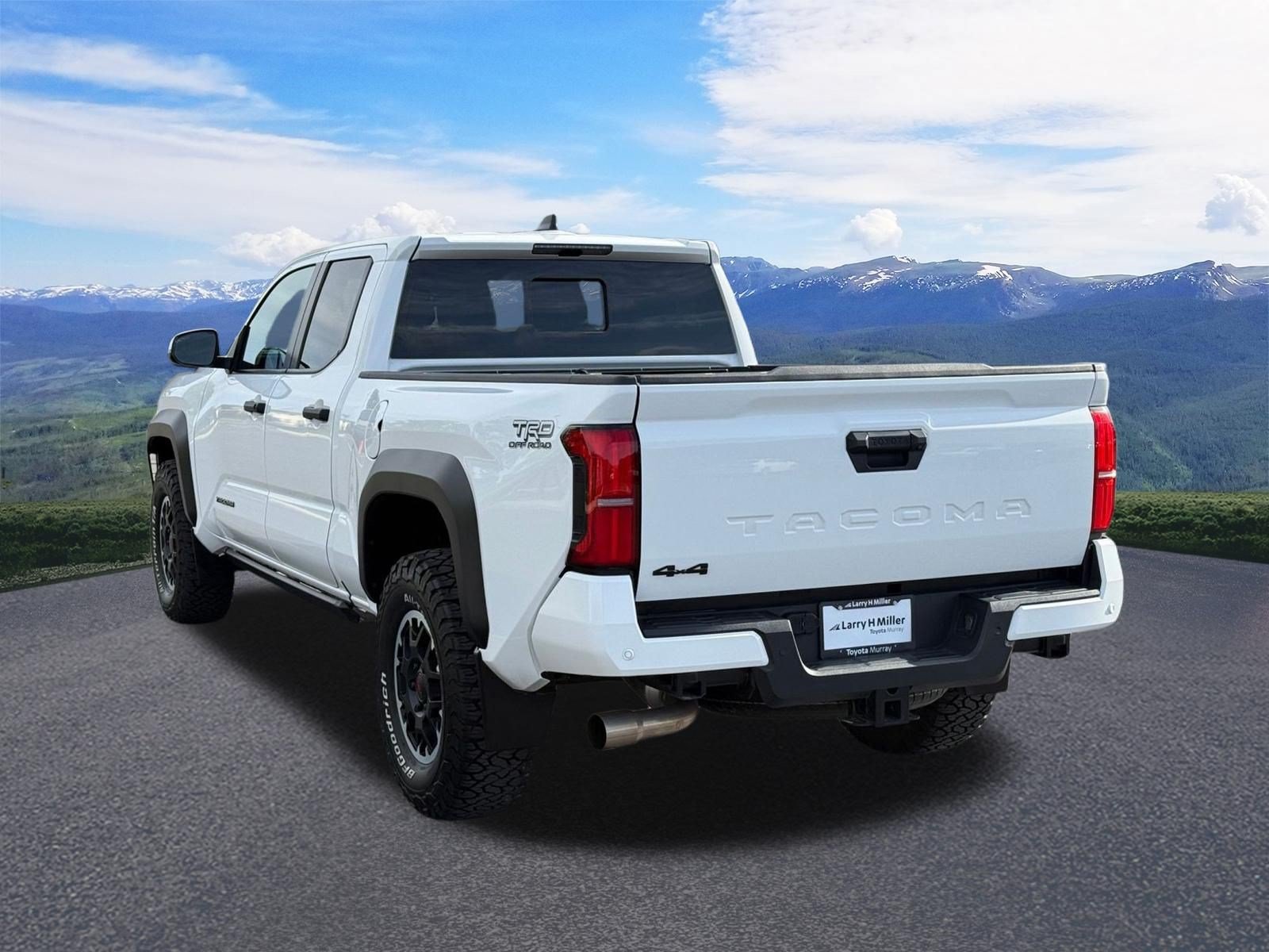 Certified 2024 Toyota Tacoma TRD Off-Road w/ TRD Off Road Upgrade Package AWD/4WD image 3