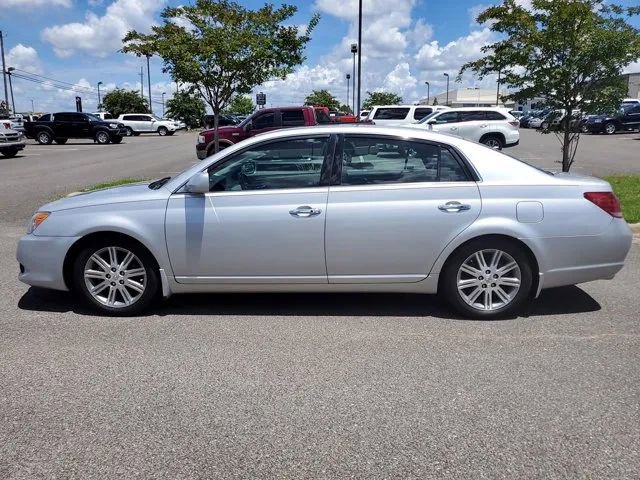 Used 2009 Toyota Avalon Limited image 4