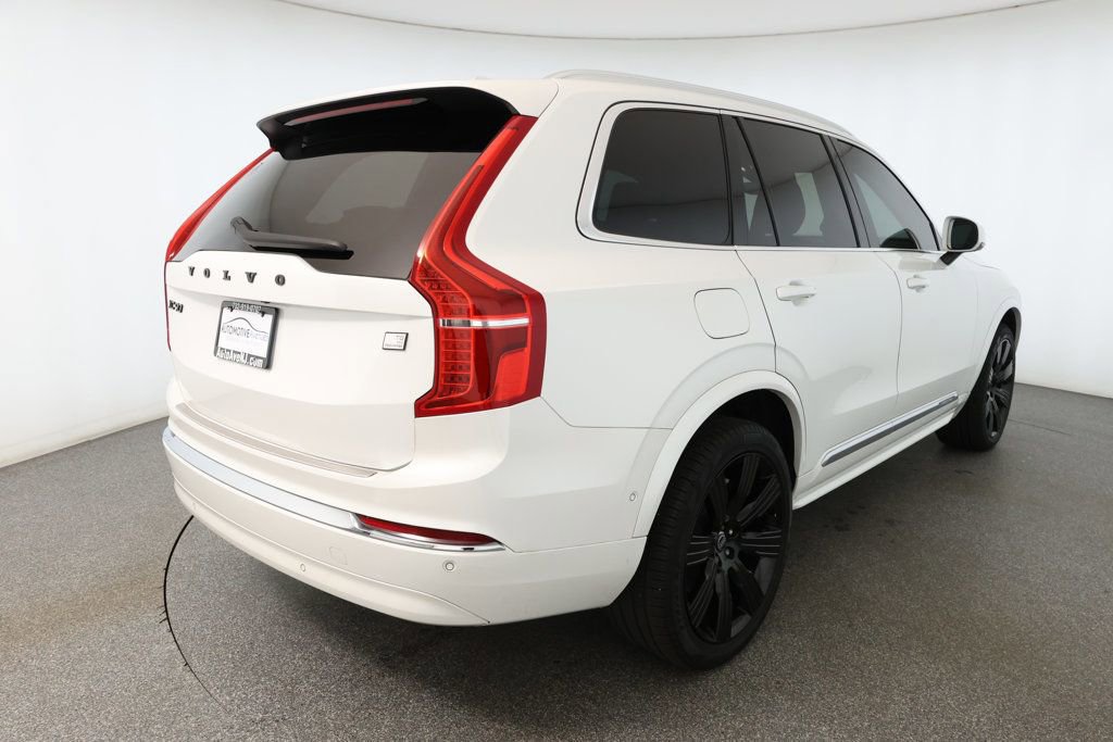 Used 2024 Volvo XC90 T8 Plus w/ Protection Package Premier image 4