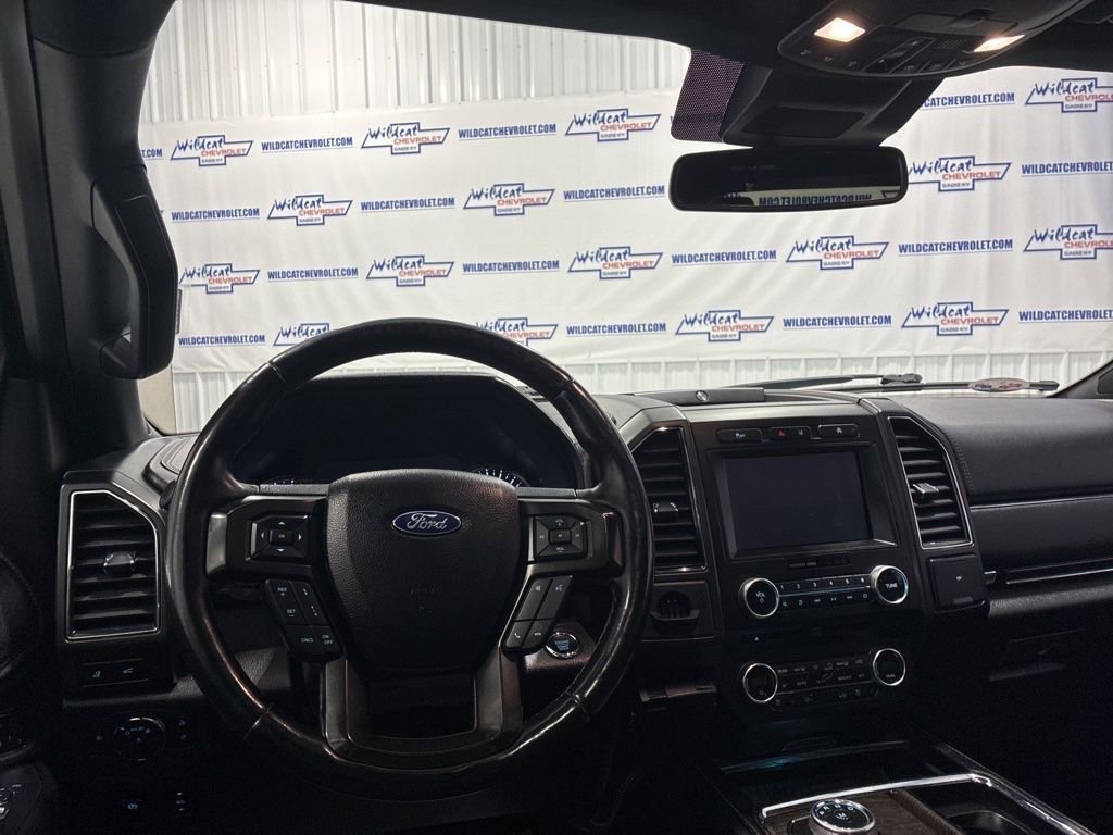 Used 2018 Ford Expedition Max Limited w/ Equipment Group 301A RWD image 2