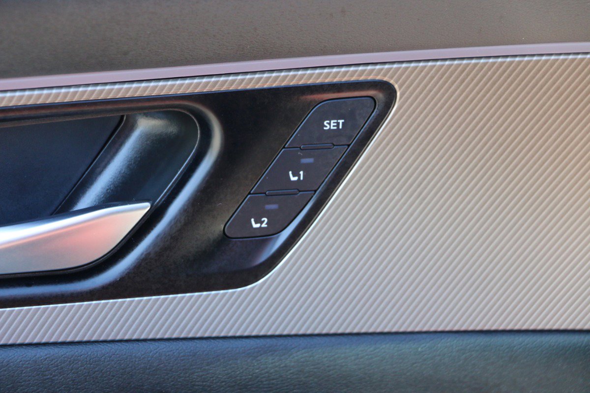 Used 2025 Nissan Murano SL AWD/4WD image 18