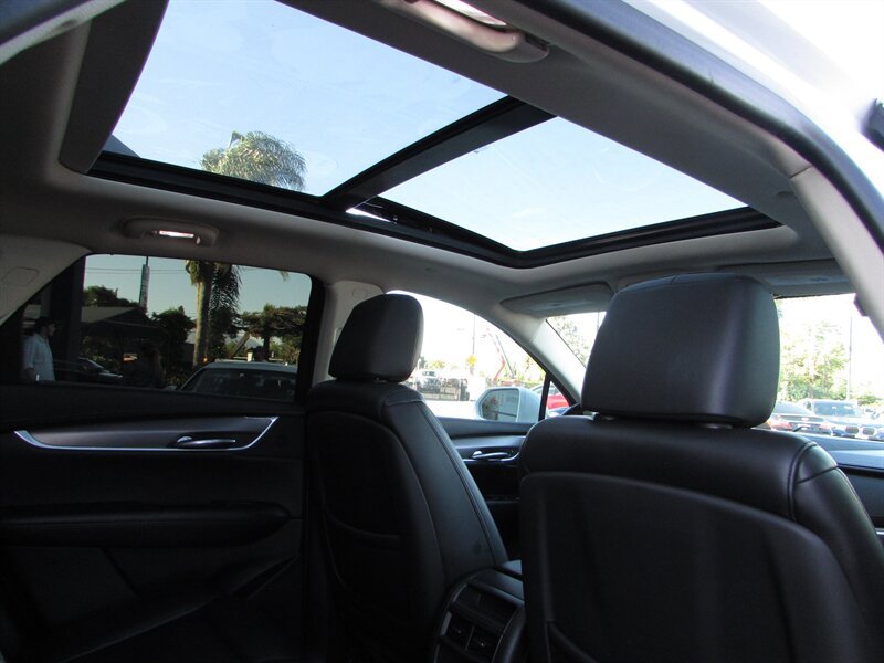 Used 2019 Cadillac XT5 Luxury FWD image 21