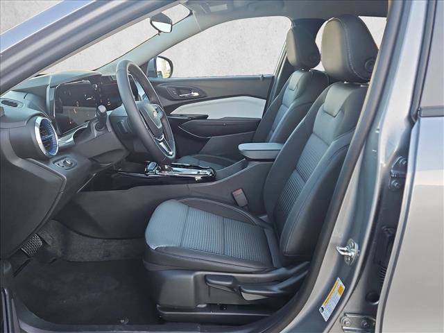 New 2026 Chevrolet Trax LT w/ Driver Confidence Package image 4