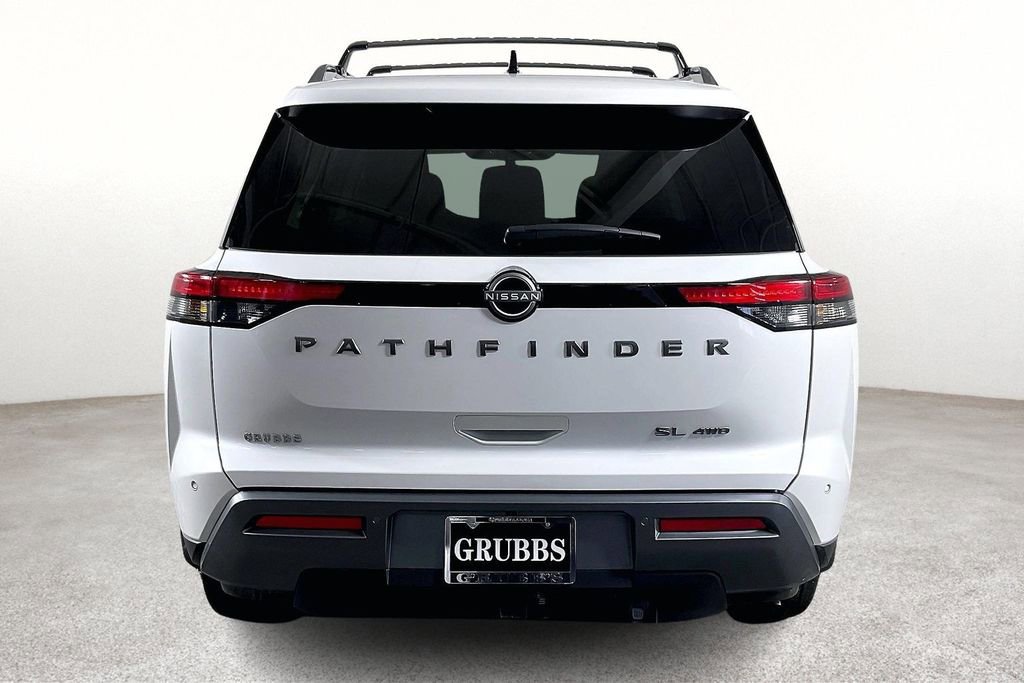 New 2026 Nissan Pathfinder SL image 8
