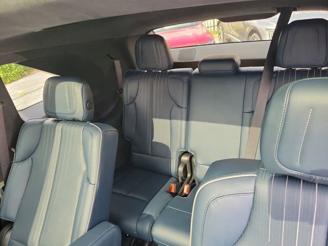 New 2025 Cadillac Escalade IQ Sport 2 w/ LPO, ONYX Package image 26