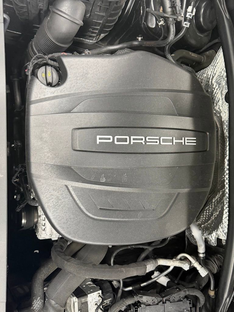 Used 2019 Porsche Macan image 9