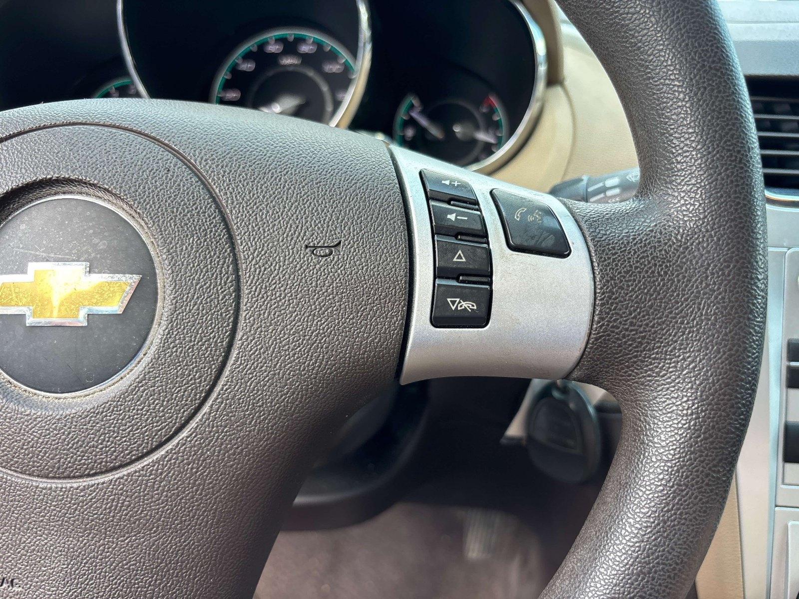 Used 2011 Chevrolet Malibu LS FWD image 15