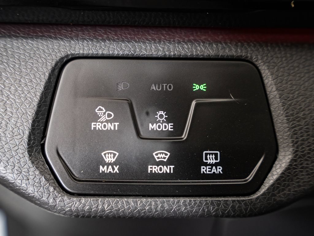 Used 2023 Volkswagen ID.4 Pro S AWD/4WD image 25