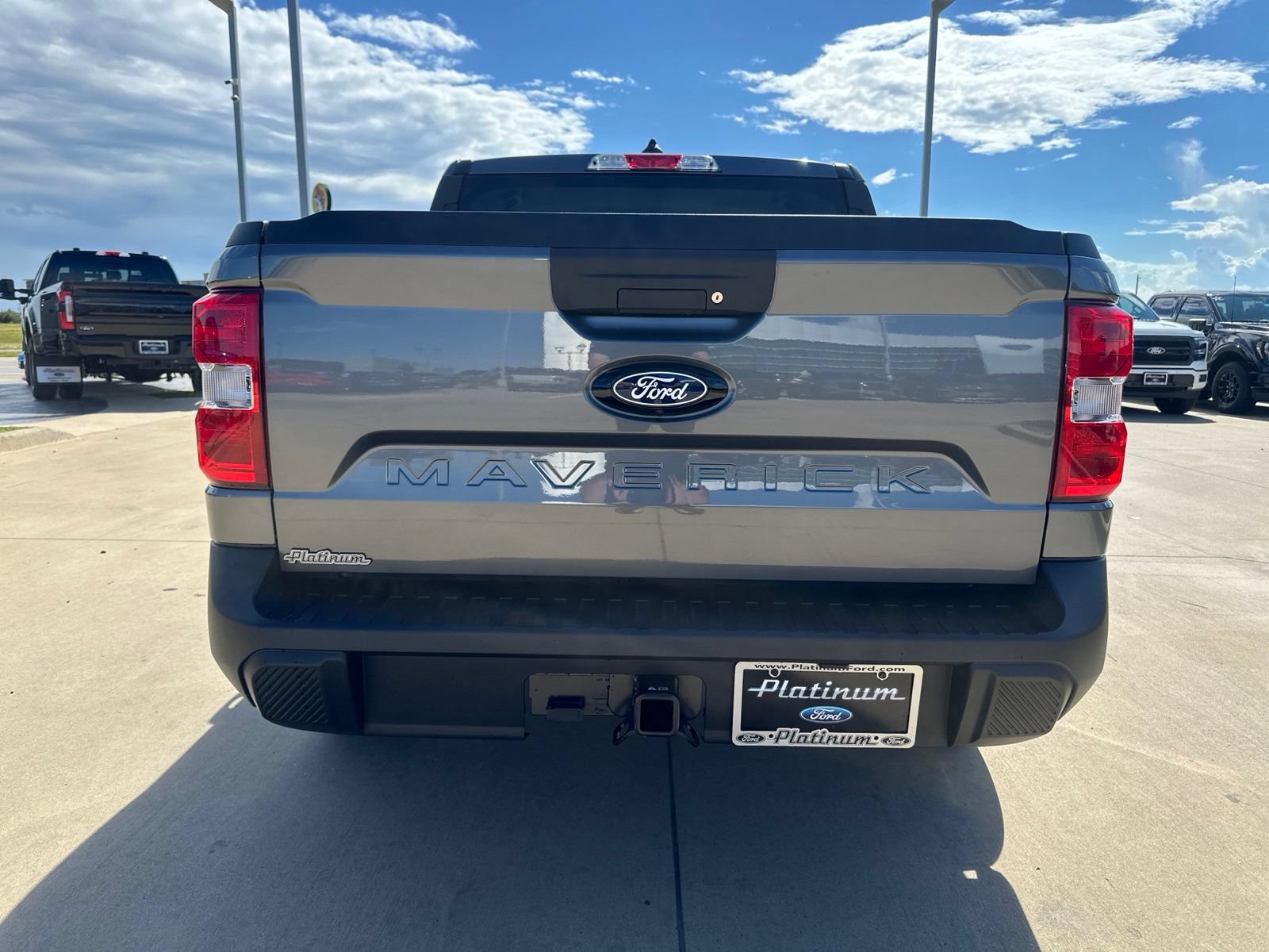 New 2026 Ford Maverick XLT w/ XLT Luxury Package FWD image 4