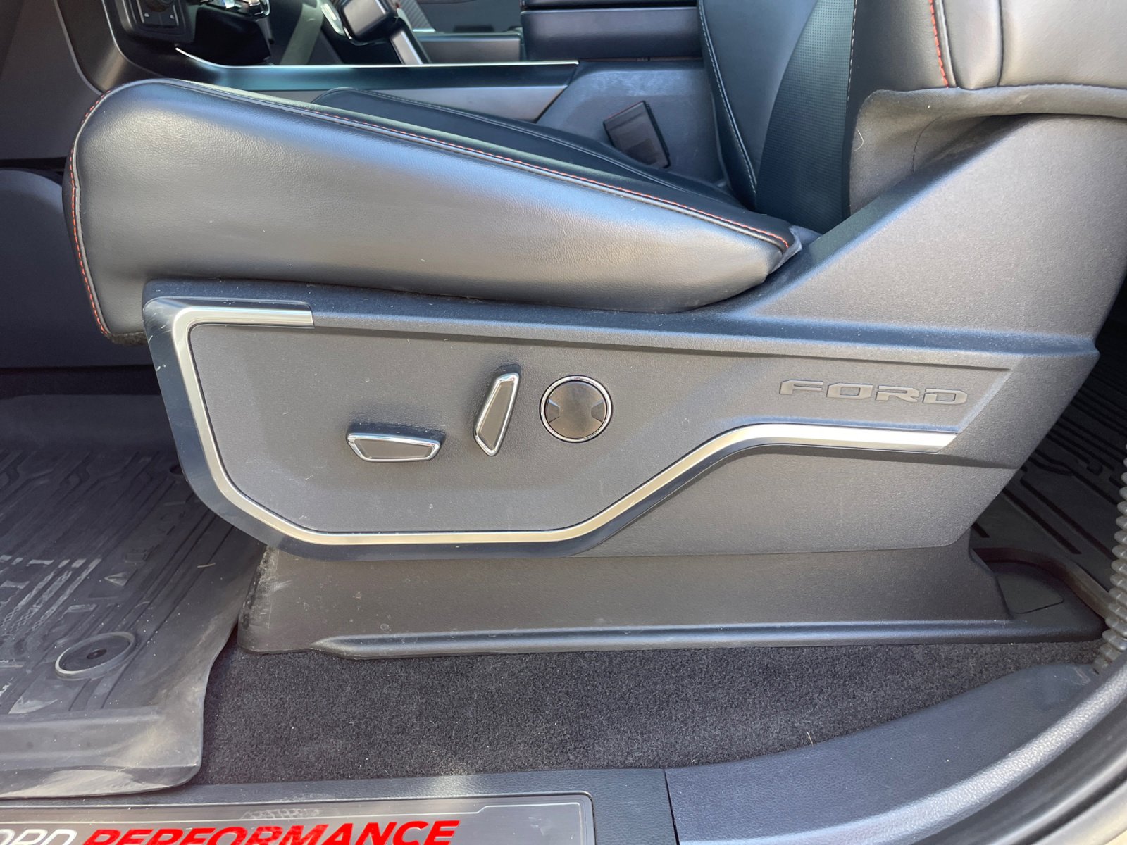 Certified 2025 Ford F150 Raptor image 12