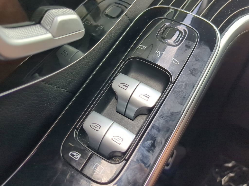 Certified 2021 Mercedes-Benz S 580 4MATIC Sedan image 21