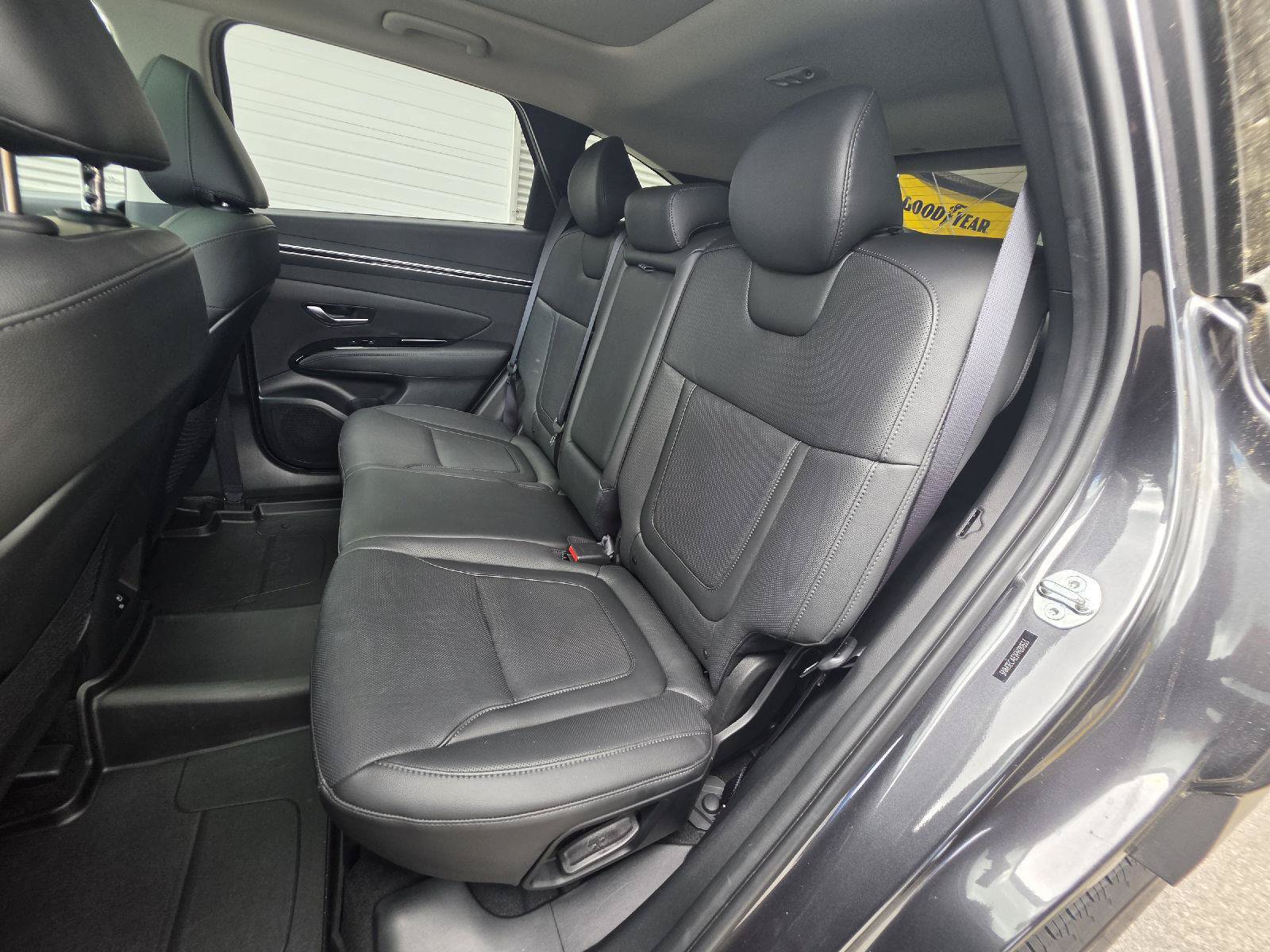 Used 2023 Hyundai Tucson Limited AWD/4WD image 9