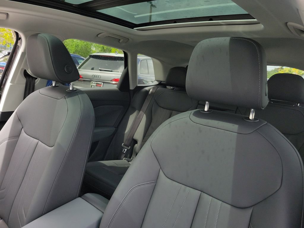 New 2026 Audi Q3 quattro 2.0T AWD/4WD image 16