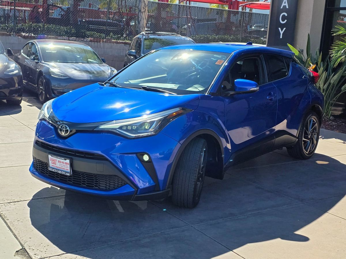 Used 2020 Toyota C-HR Limited FWD image 7