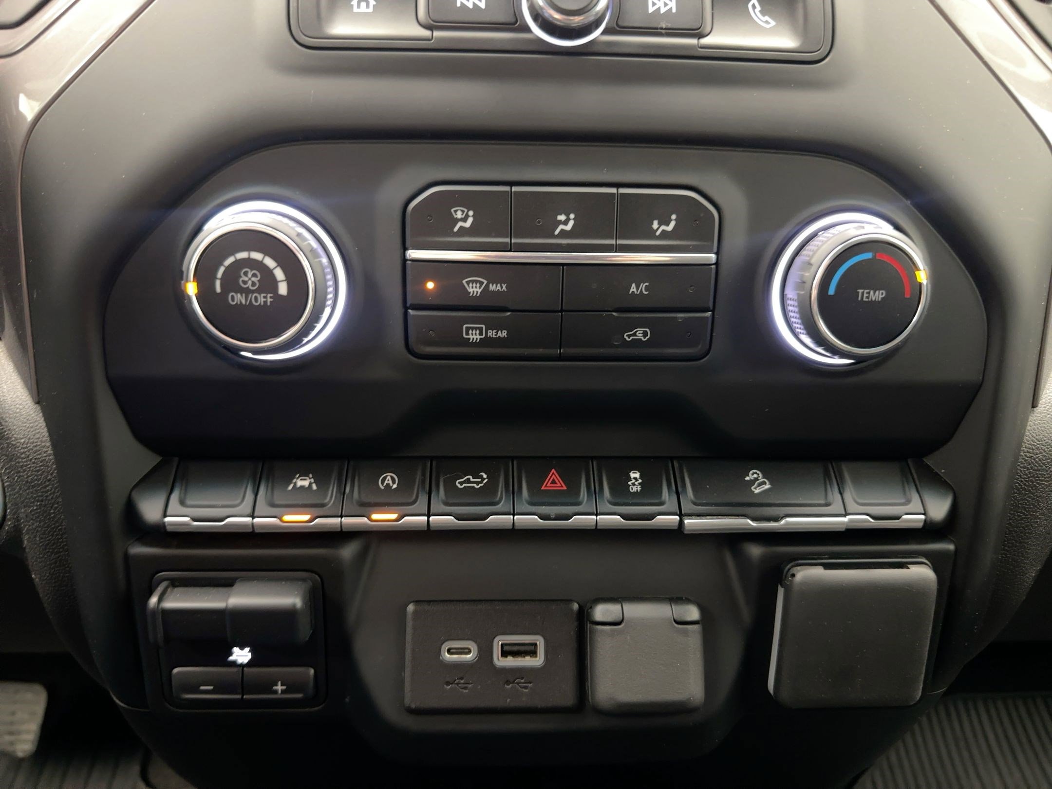 Certified 2023 Chevrolet Silverado 1500 Custom Trail Boss w/ LPO, Dark Essentials Package image 17