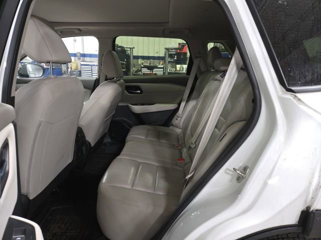 Used 2023 Nissan Rogue SL AWD/4WD image 4